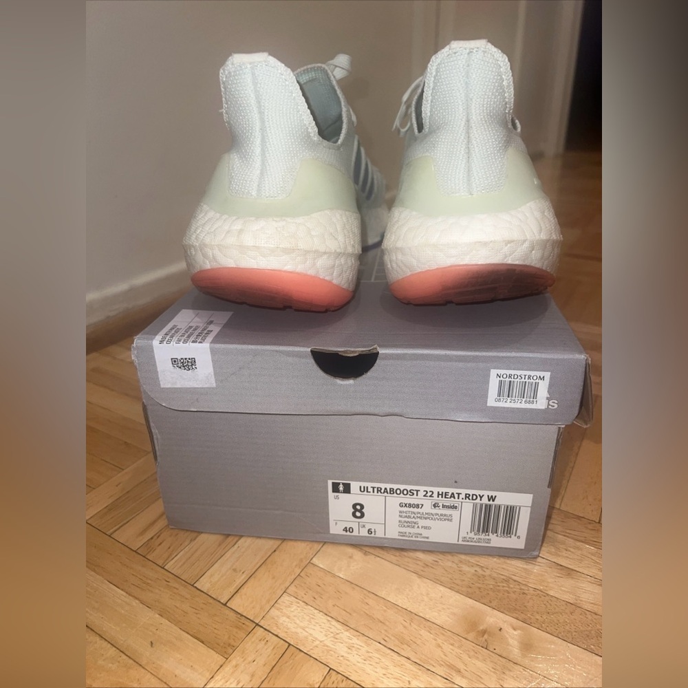 adidas Ultraboost 22
HEAT.RDY Running Shoe (Women) - Picture 15 of 16